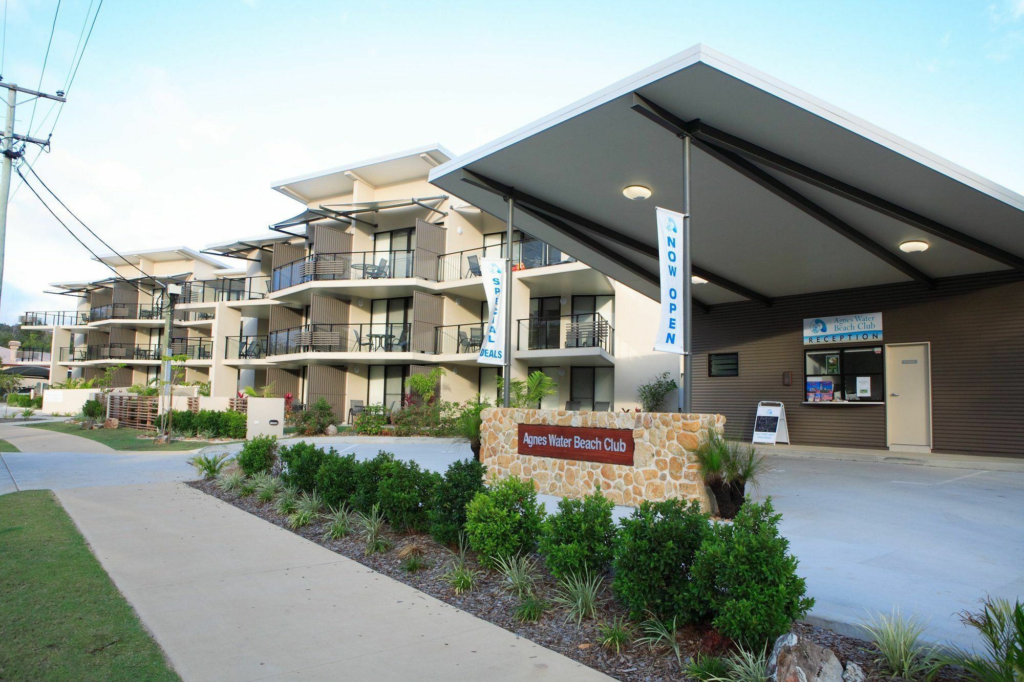 Agnes Water Beach Club Aparthotel Exterior photo